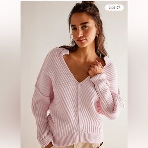 We the Free Freeway V-Neck Sweater Size M